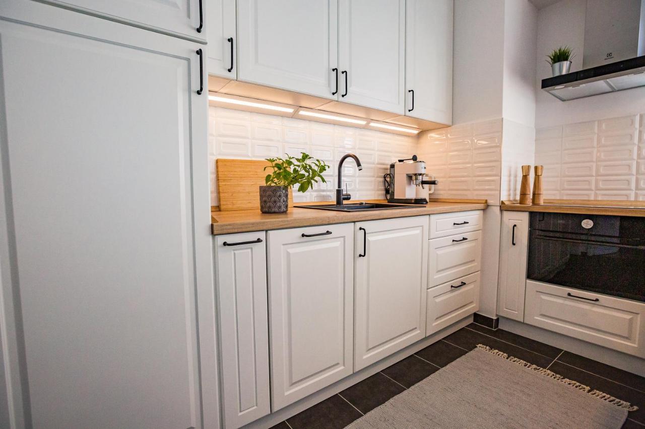 Stylish Oasis Central Apartment With Ac And Parking Budapest Kültér fotó